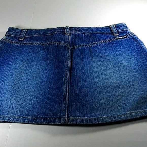 Aeropostale Denim Skirt. - Picture 3 of 5